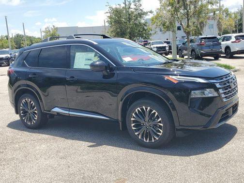 2025 Nissan Rogue Platinum