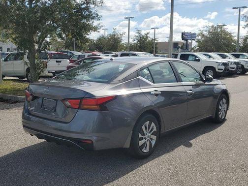 2025 Nissan Altima S FWD