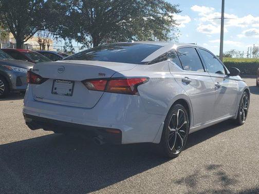 2024 Nissan Altima SR FWD