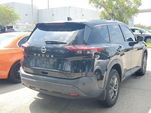 2021 Nissan Rogue S
