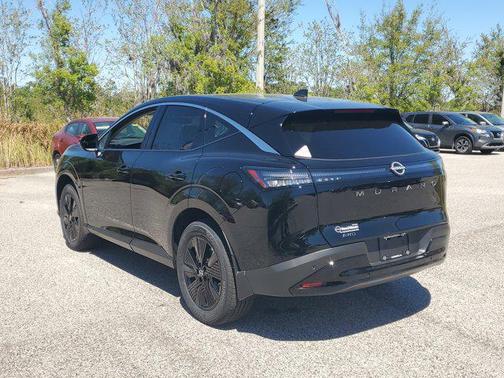 2025 Nissan Murano SV