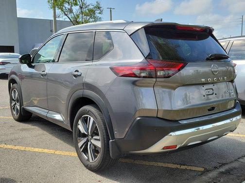 2023 Nissan Rogue Platinum