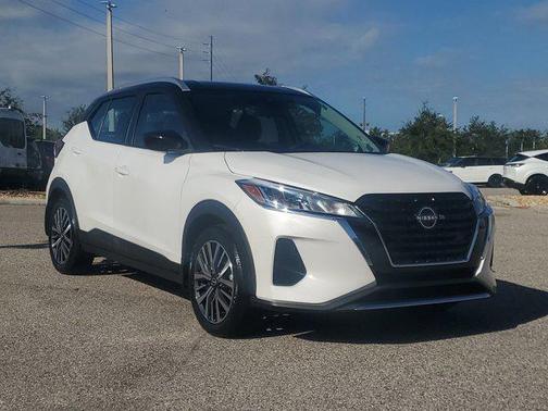 2023 Nissan Kicks SV