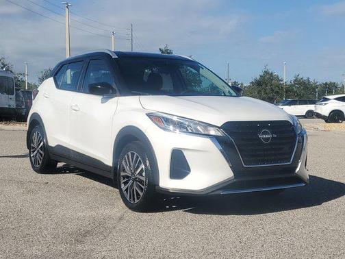 2023 Nissan Kicks SV