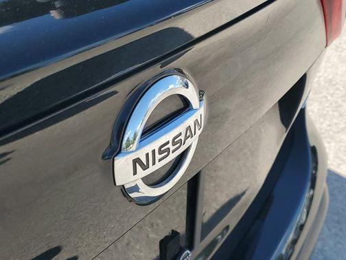 2022 Nissan Rogue Sport S