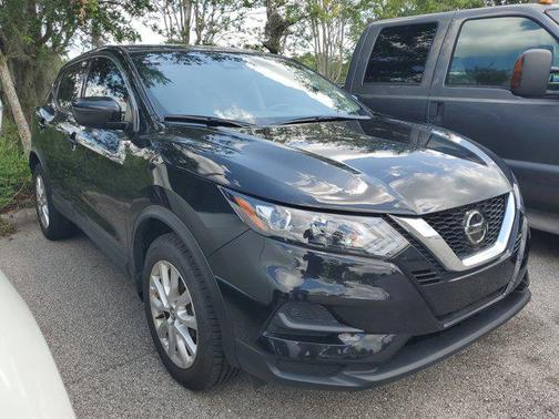 2022 Nissan Rogue Sport S