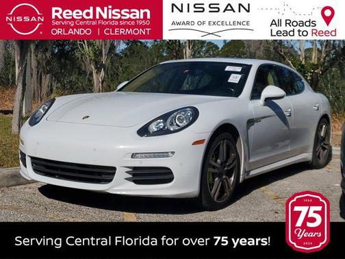 2016 Porsche Panamera 4