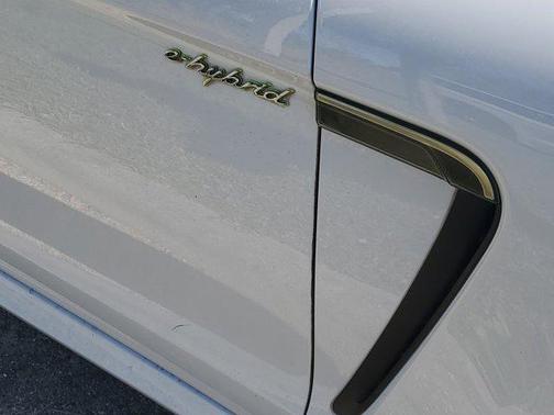 2016 Porsche Panamera 4