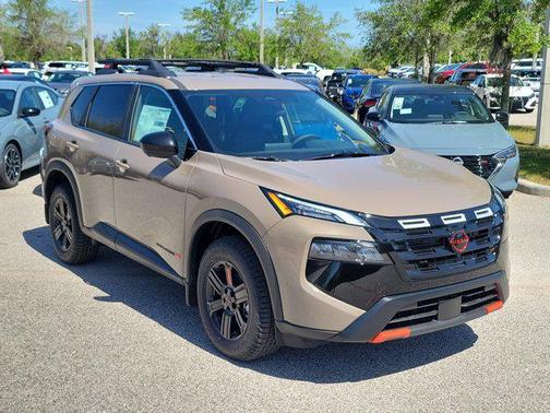 2025 Nissan Rogue Rock Creek