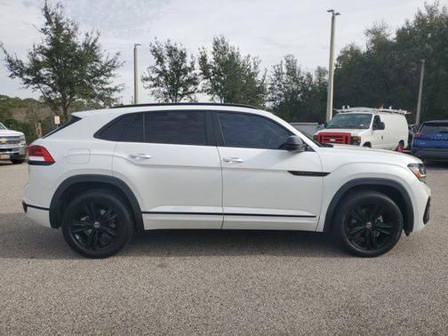 2023 Volkswagen Atlas Cross Sport 3.6L V6 SEL R-Line