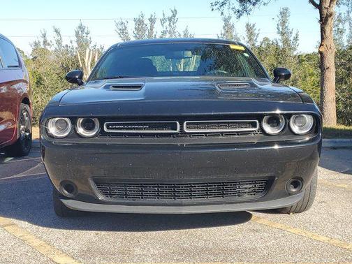 2022 Dodge Challenger SXT