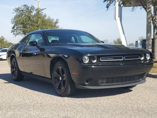 2022 Dodge Challenger SXT