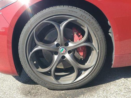 2020 Alfa Romeo Giulia Ti Sport