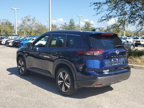 2025 Nissan Rogue SL