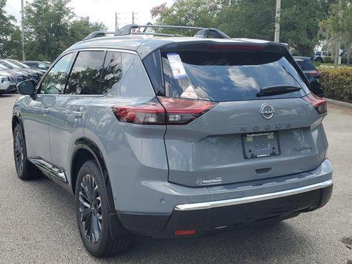2025 Nissan Rogue Platinum