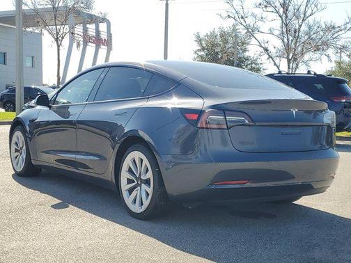 2022 Tesla Model 3 Standard Range