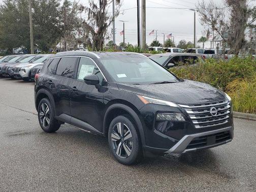 2025 Nissan Rogue SL