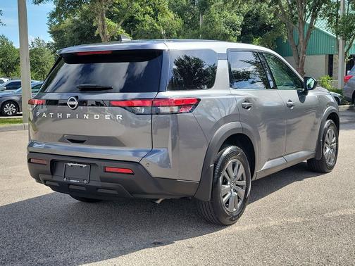 Gun Metallic 2025 Nissan Pathfinder S FWD