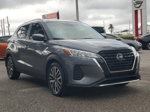 2021 Nissan Kicks SV