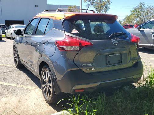 2019 Nissan Kicks SR