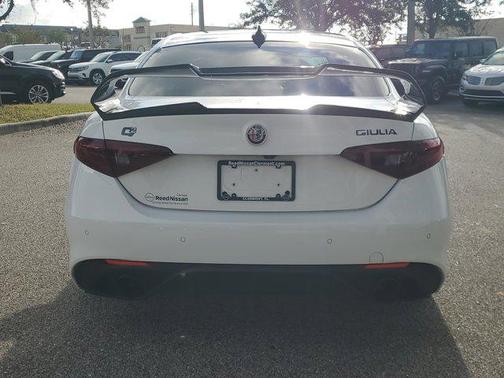 2022 Alfa Romeo Giulia Ti