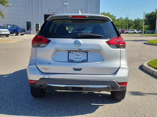 Brilliant Silver Metallic 2020 Nissan Rogue S