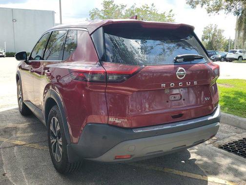 2021 Nissan Rogue SV