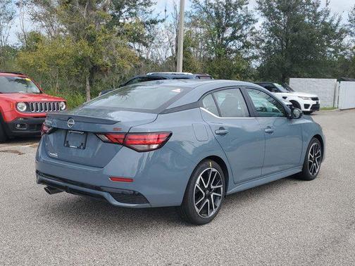 2025 Nissan Sentra SR