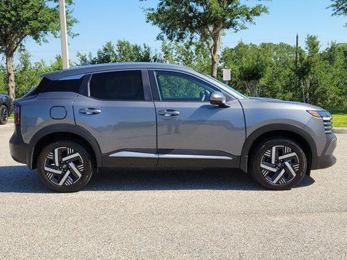 Gun Metallic 2025 Nissan Kicks SV