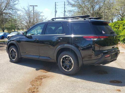 2025 Nissan Pathfinder Rock Creek 4WD
