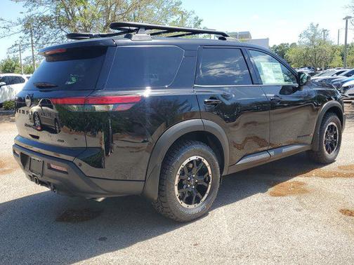 2025 Nissan Pathfinder Rock Creek 4WD