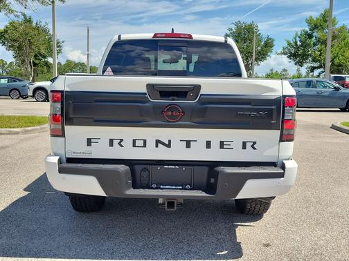 Glacier White 2026 Nissan Frontier PRO-X