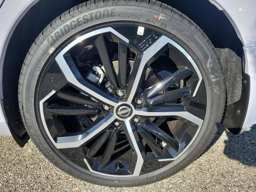 2025 Nissan Altima SR FWD