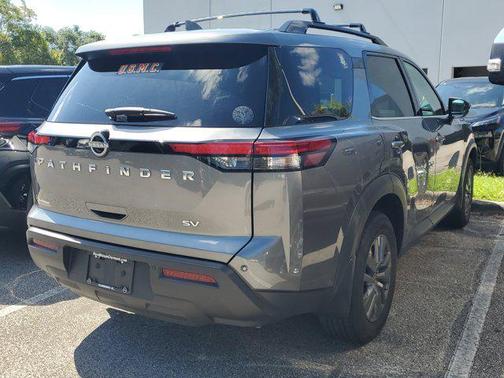 2022 Nissan Pathfinder SV 2WD