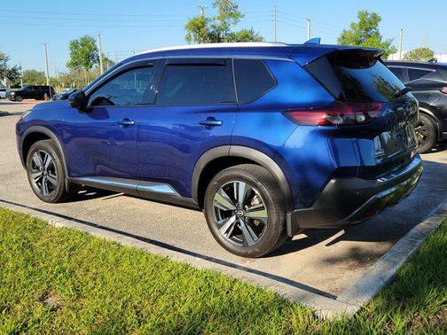 Caspian Blue Metallic 2023 Nissan Rogue SL