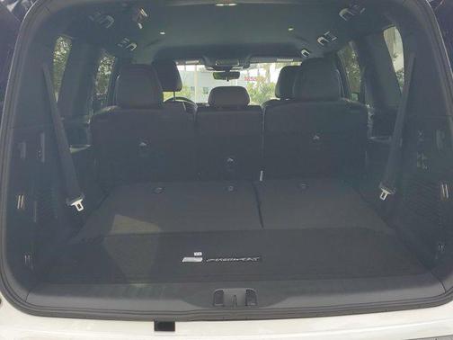 2025 Nissan Armada PRO-4X 4WD