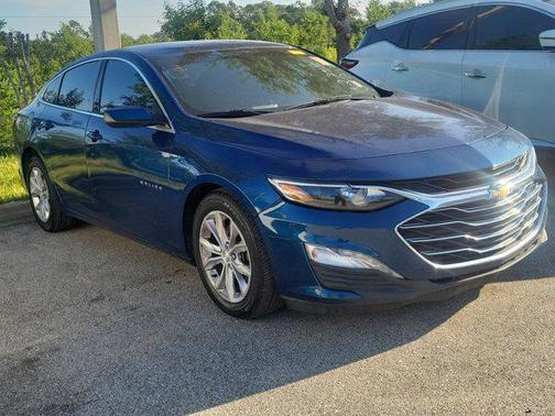 Pacific Blue Metallic 2019 Chevrolet Malibu LT