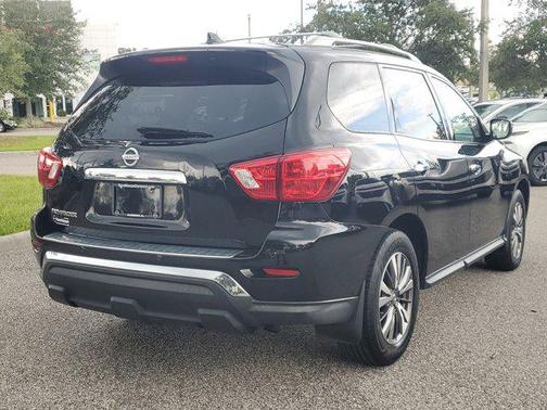 2020 Nissan Pathfinder S 2WD