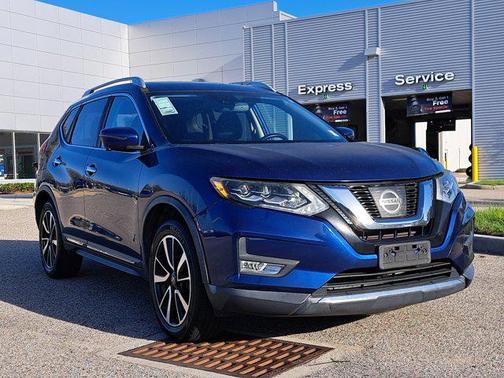 2017 Nissan Rogue SL