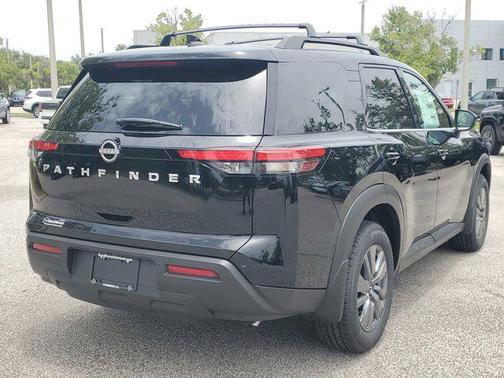 2025 Nissan Pathfinder SV FWD