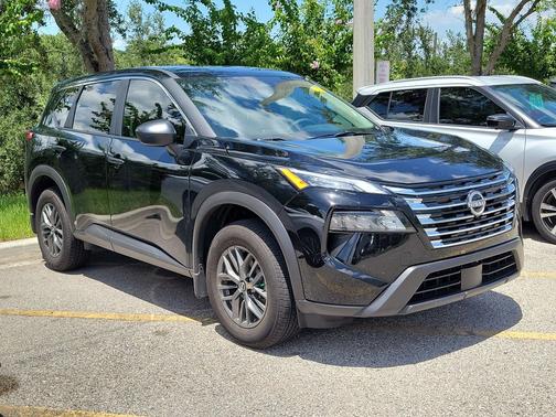 Super Black 2025 Nissan Rogue S
