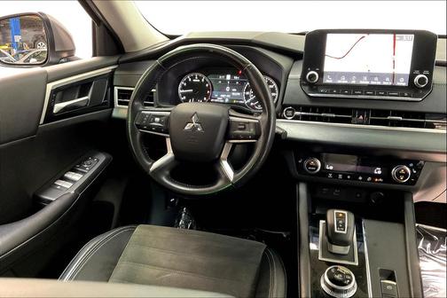 2022 Mitsubishi Outlander SE 2.5 2WD