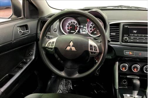 2016 Mitsubishi Lancer ES