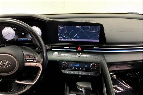 2021 Hyundai ELANTRA Limited