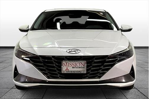 2021 Hyundai ELANTRA Limited