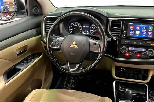 2017 Mitsubishi Outlander SE
