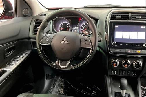 2024 Mitsubishi Outlander Sport SE