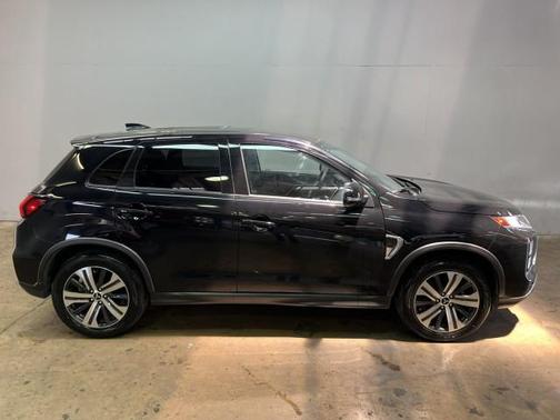 2020 Mitsubishi Outlander Sport SE