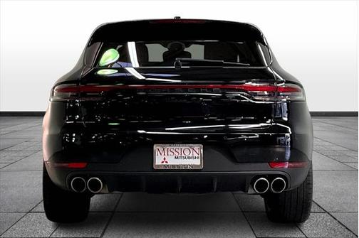 2020 Porsche Macan Base
