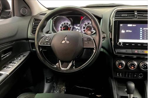 2024 Mitsubishi Outlander Sport SE